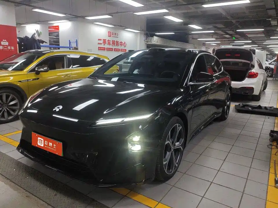 NIO ET5T