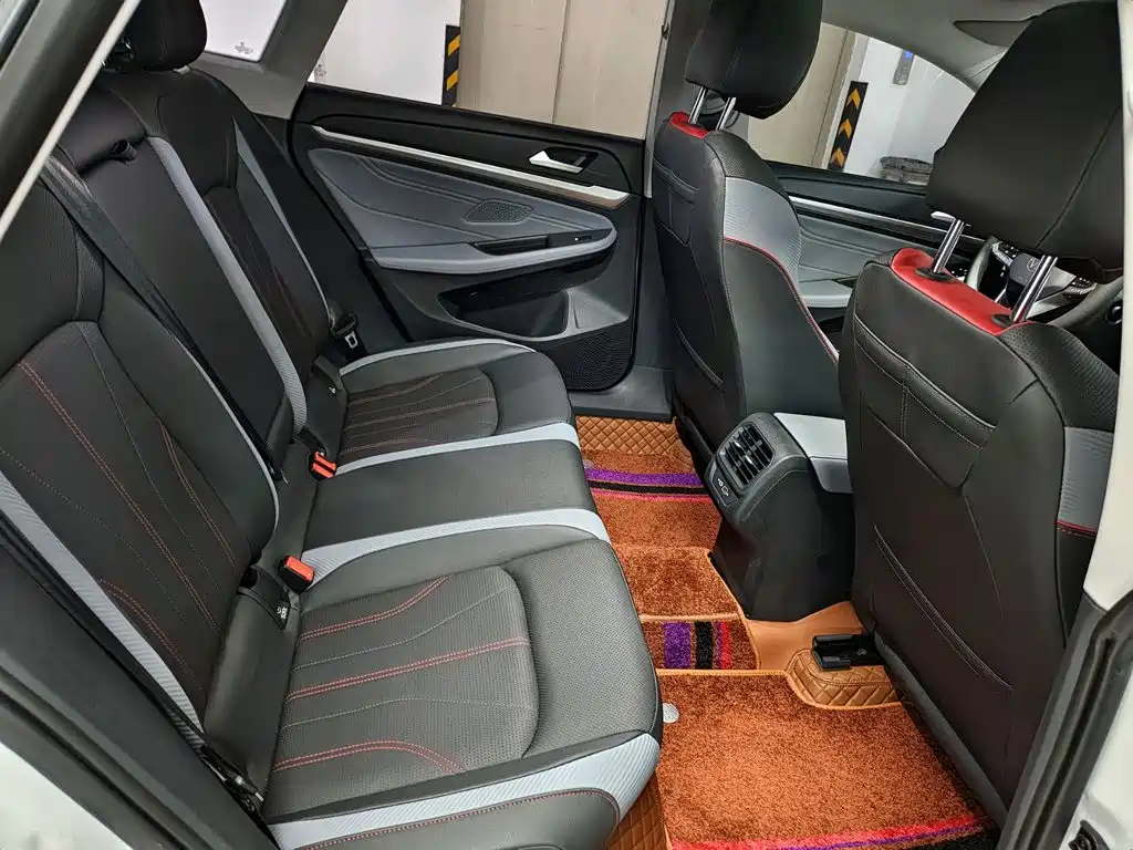 Volkswagen Lamando — миниатюра 11