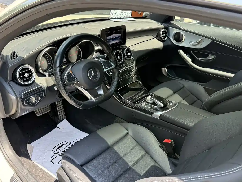 Mercedes-Benz C-Class (Import) — миниатюра 4