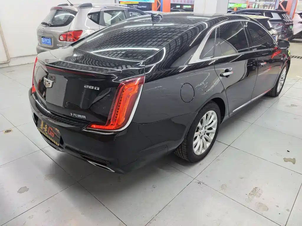 Cadillac XTS — миниатюра 6