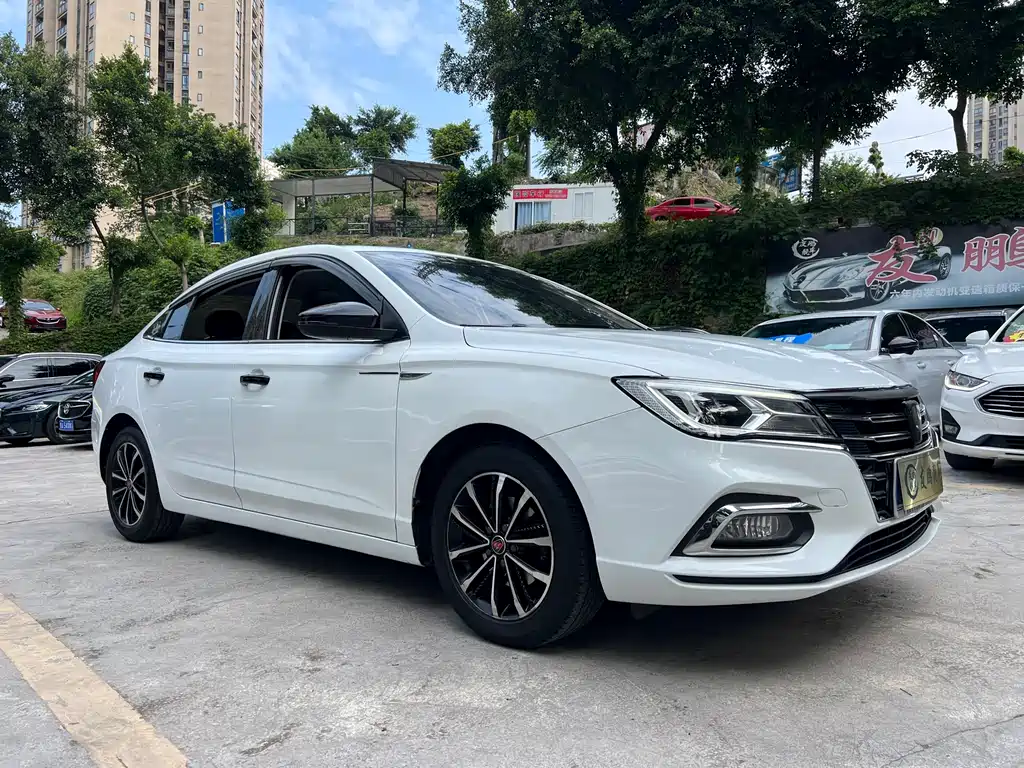 Roewe i5 2020 1.5L MT 4G Flagship