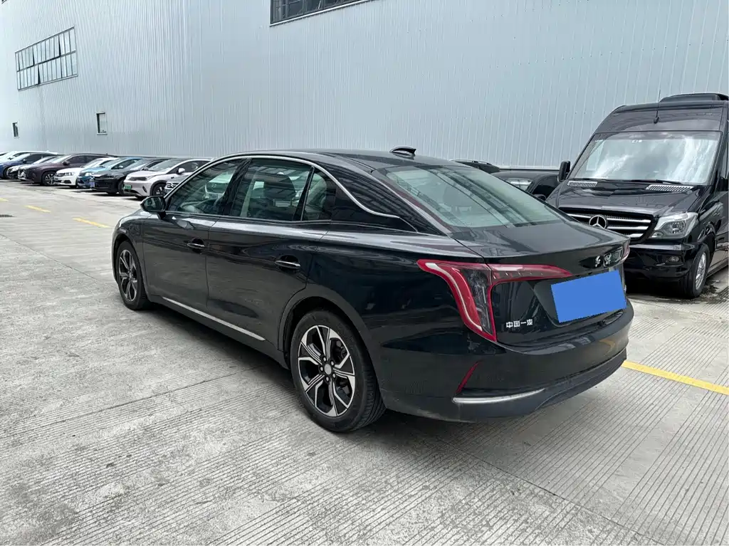 Hongqi Hongqi E-QM5 — миниатюра 4