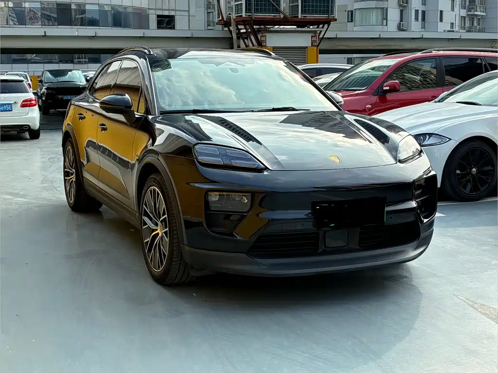 Porsche Macan 2024 Macan 4