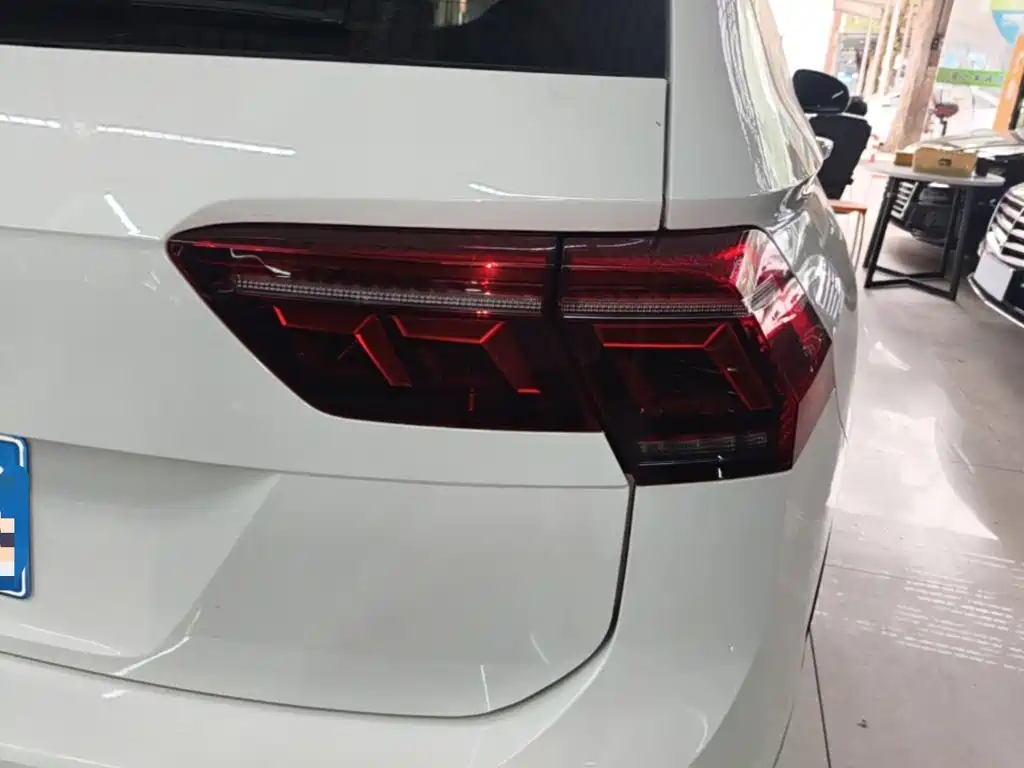 Volkswagen Tiguan L — миниатюра 8