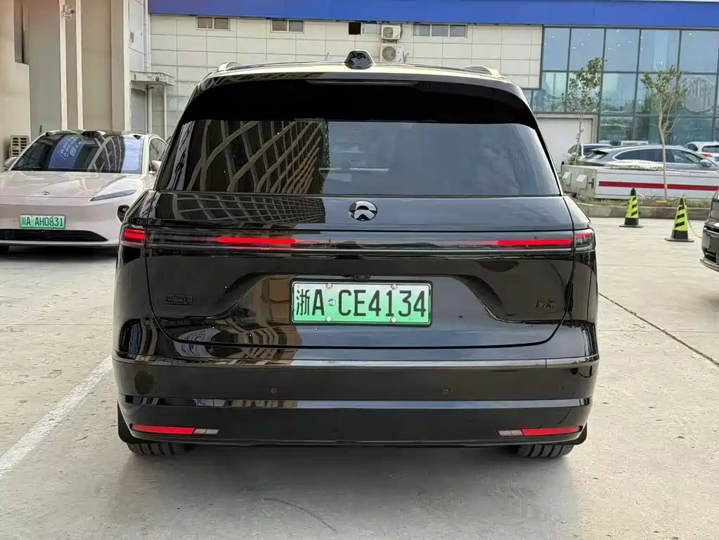 NIO ES8 — миниатюра 14
