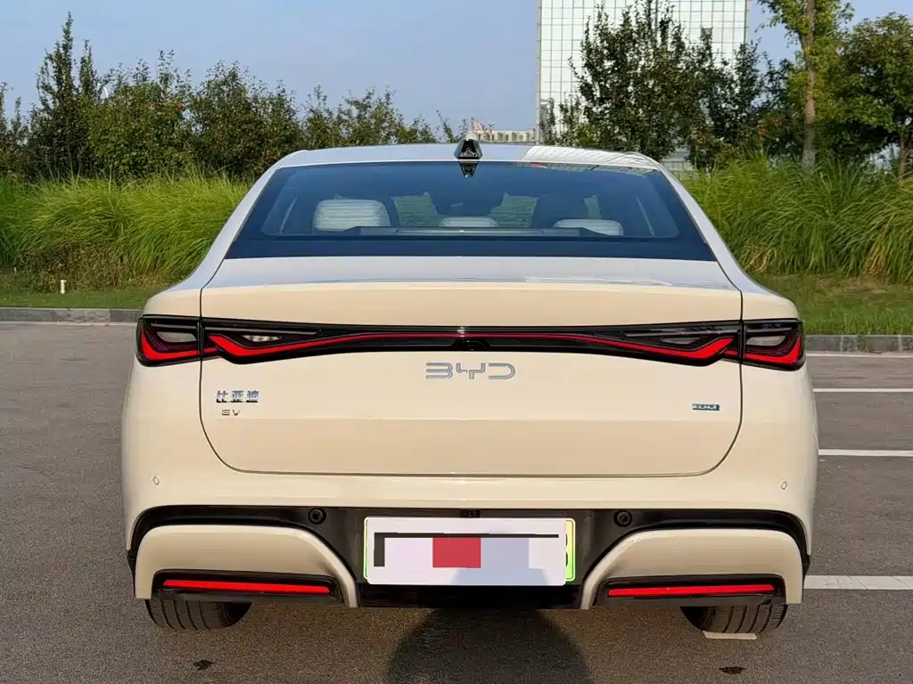 BYD Seal 06 — миниатюра 13