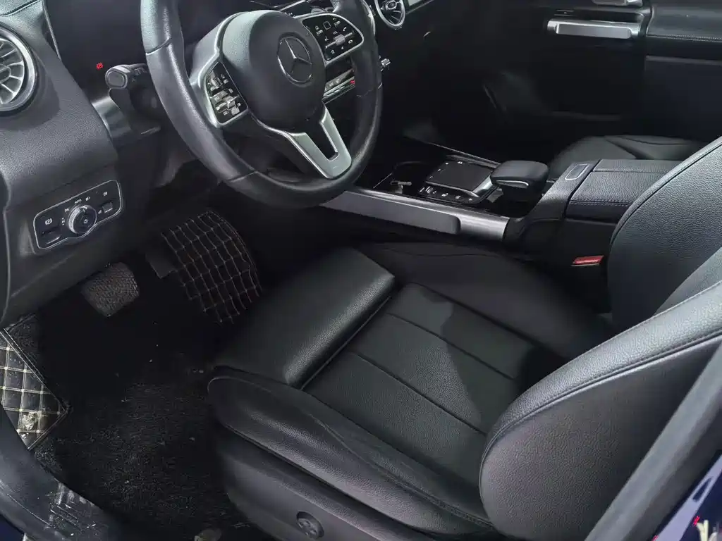 Mercedes-Benz GLB — миниатюра 6