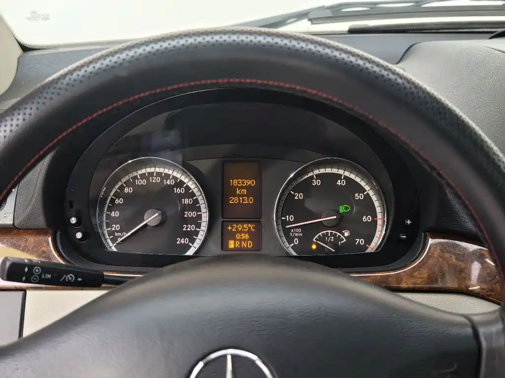 Mercedes-Benz Viano — миниатюра 33