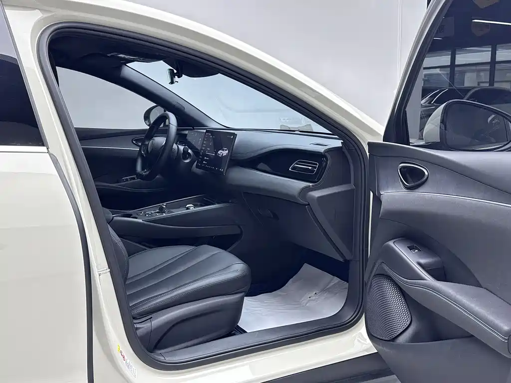 BYD SEAL 06 NEW ENERGY