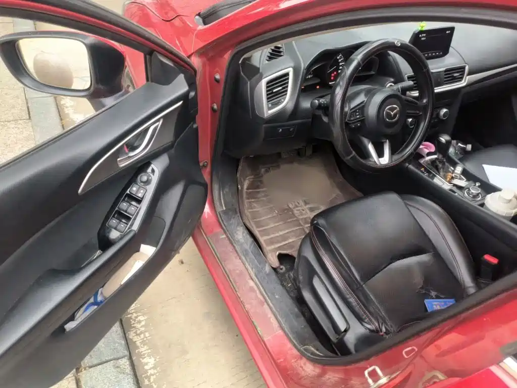 Mazda 3 Axela — миниатюра 14