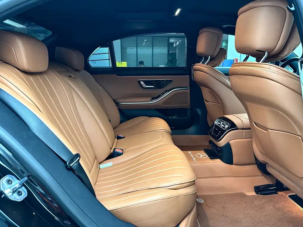 Mercedes-Benz S-Class — миниатюра 14