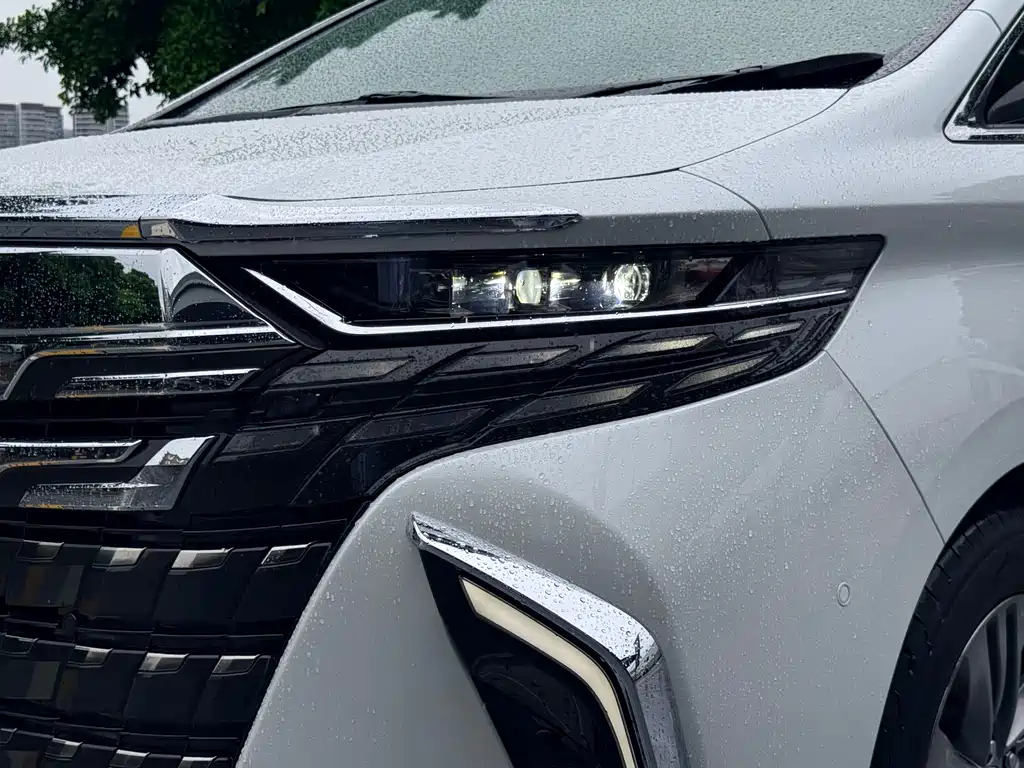 Toyota Alphard — фотографии объявления, Фото 22