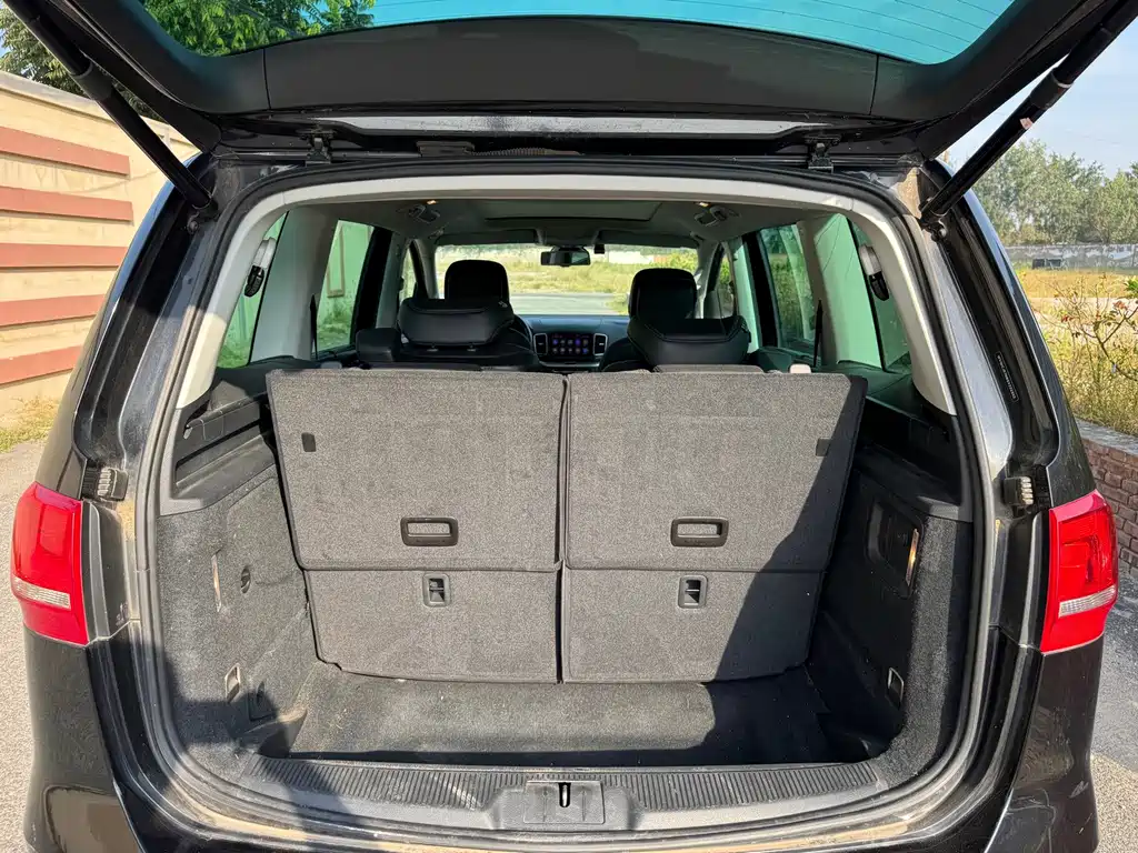 Volkswagen Sharan — миниатюра 29