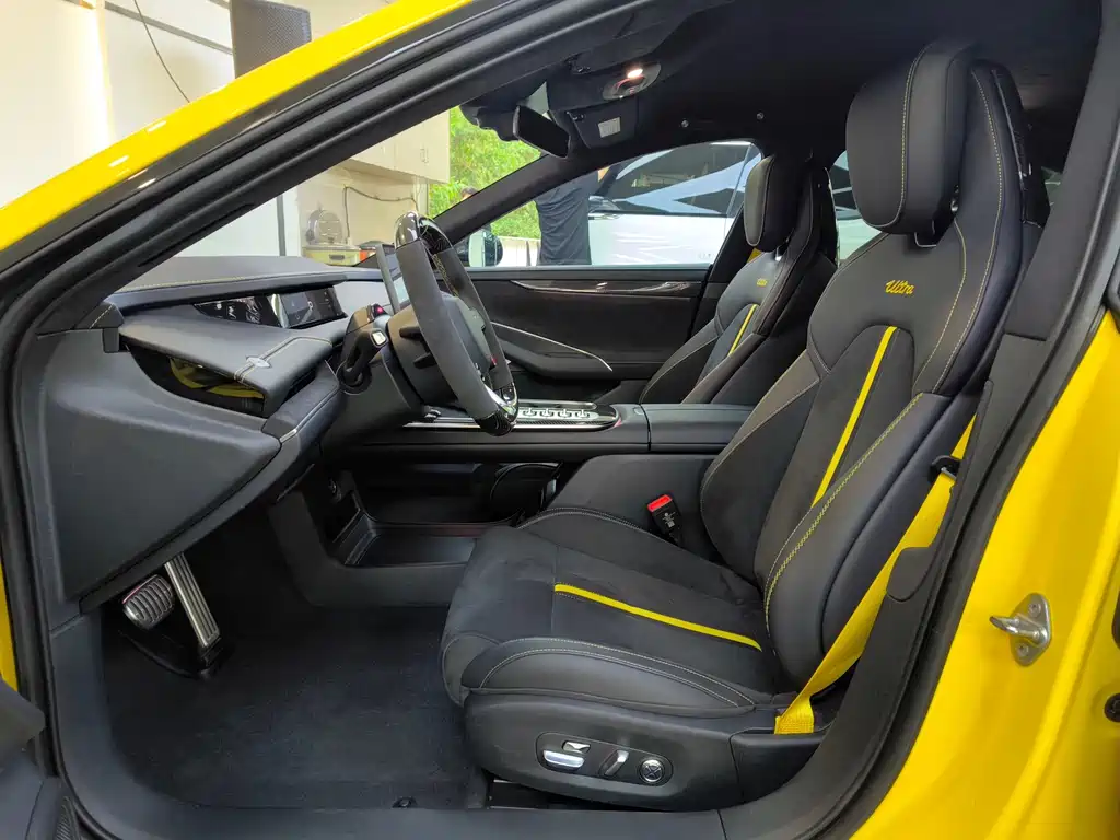 XIAOMI CAR XIAOMI SU7 ULTRA