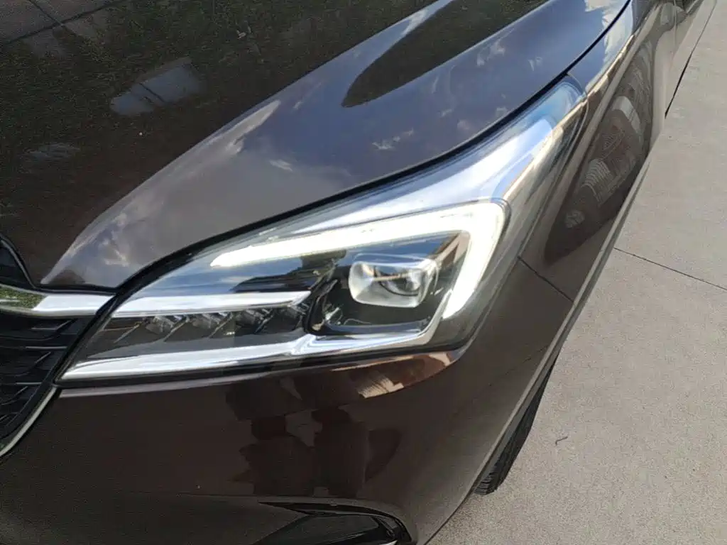 Buick Envision Plus — миниатюра 24