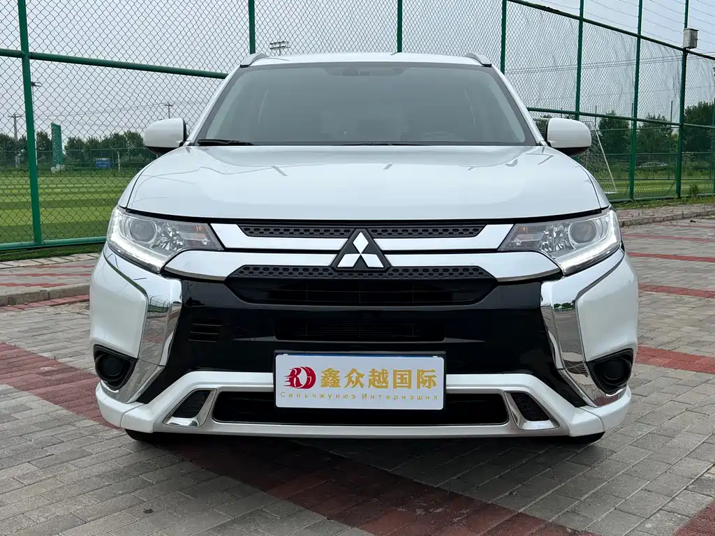 Mitsubishi Outlander 2021 2.0L Enjoy 5 мест