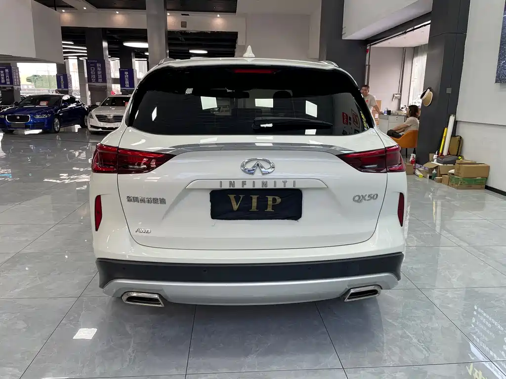 Infiniti QX50 — миниатюра 7