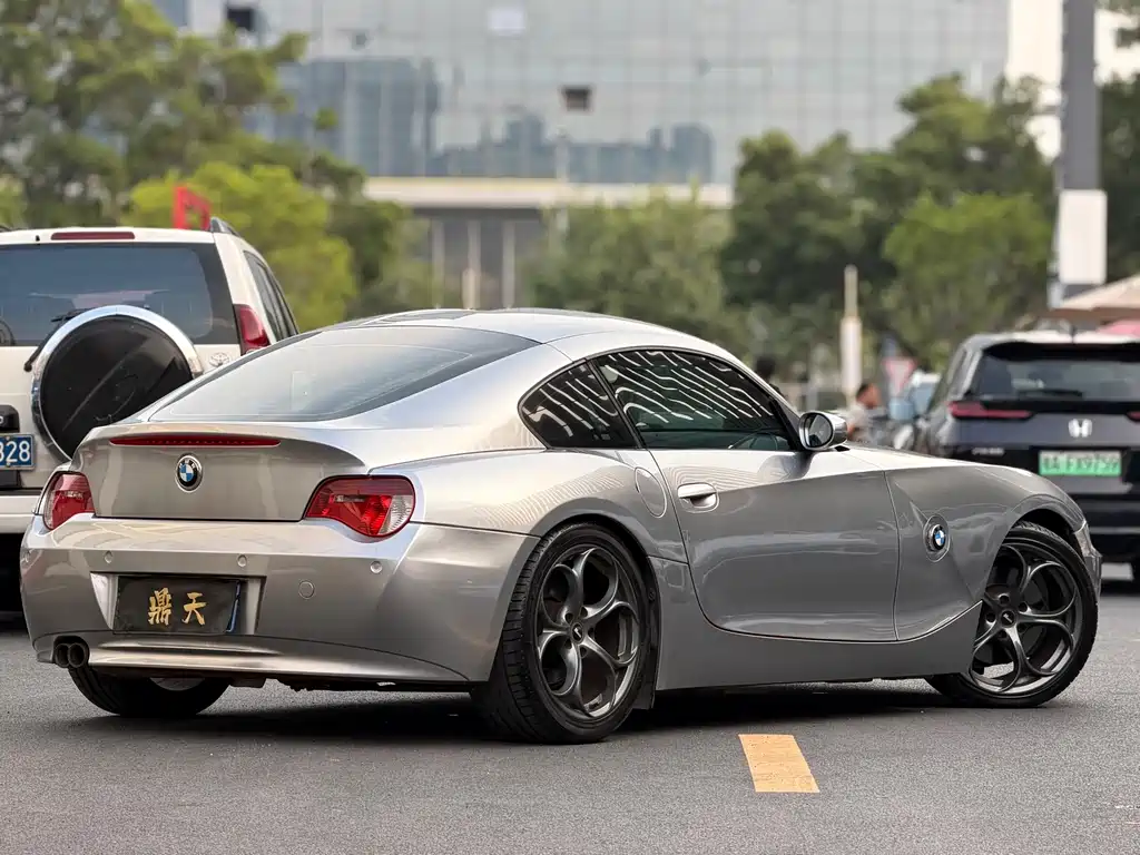 BMW Z4 — миниатюра 8