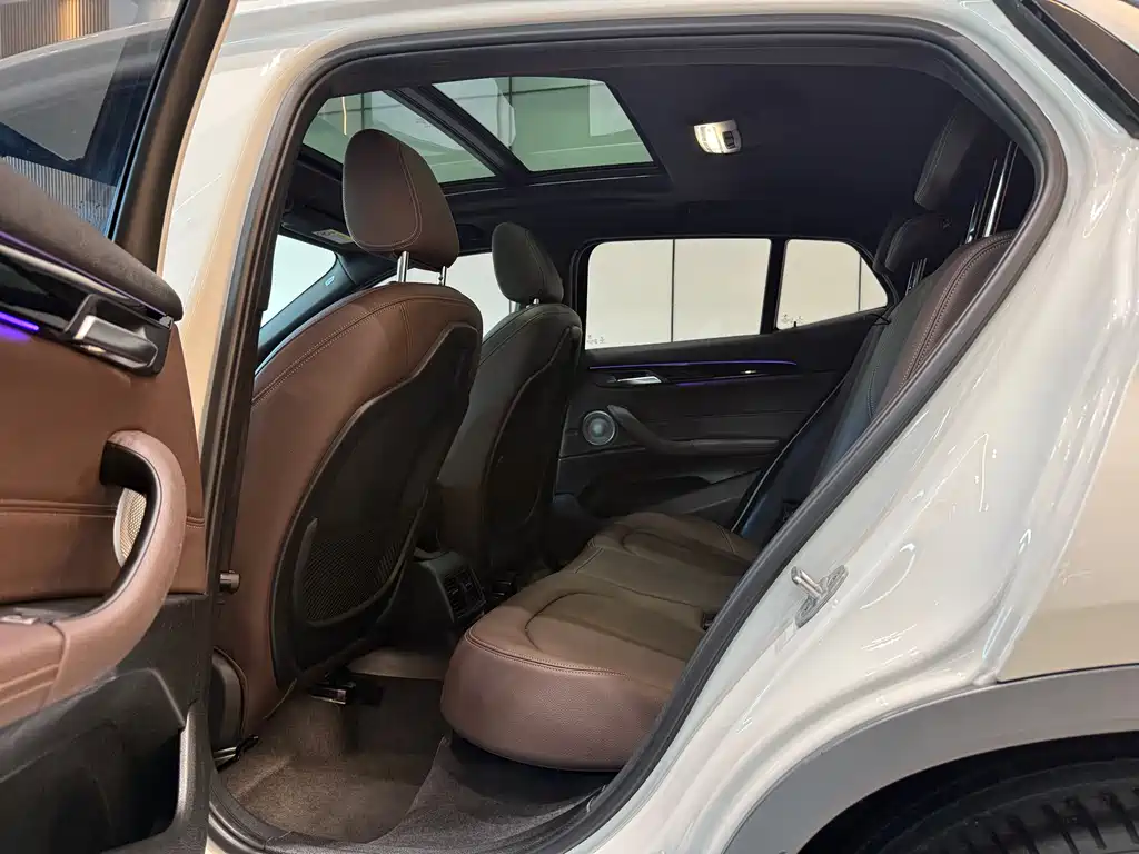 BMW X2 — миниатюра 6