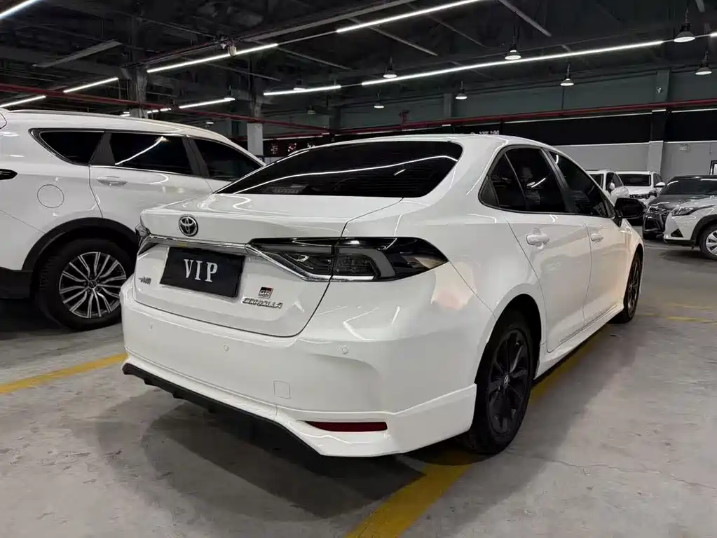 Toyota Corolla — миниатюра 8