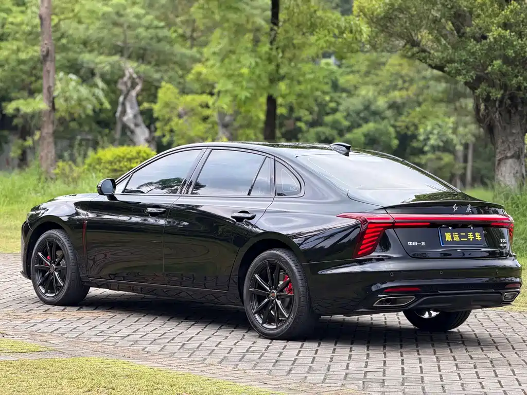 Hongqi Hongqi H5 — миниатюра 12