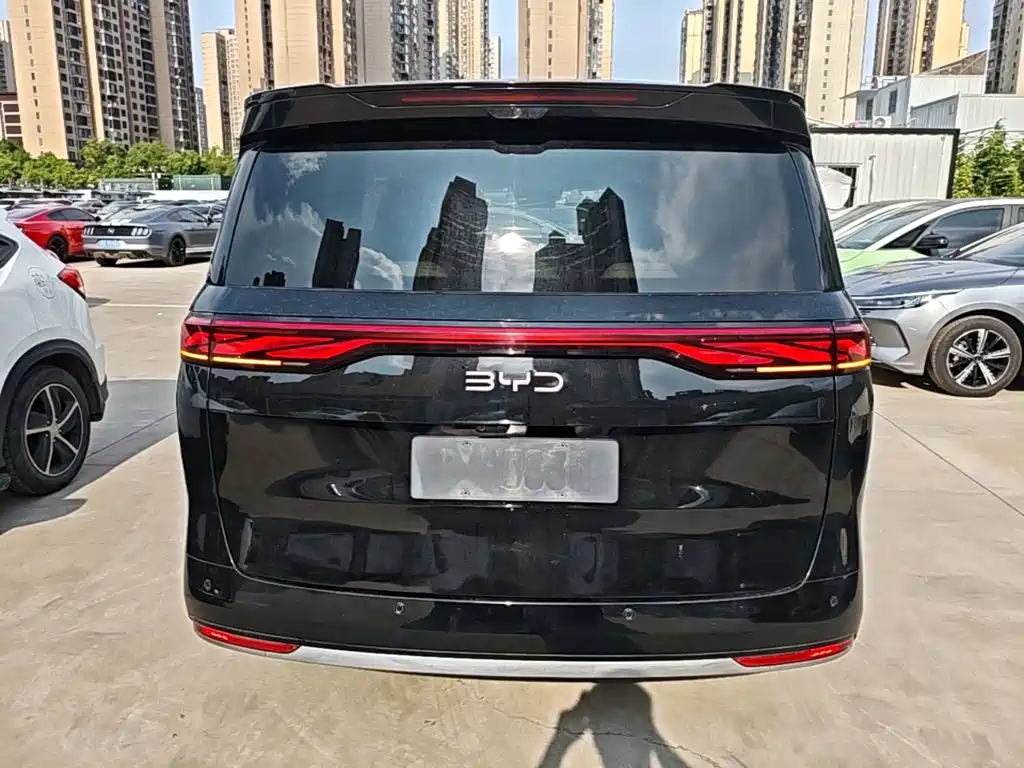 BYD Xia — миниатюра 4