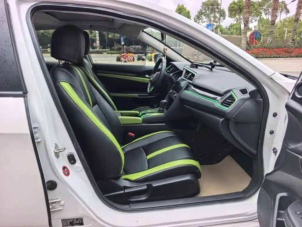 Honda Civic — миниатюра 7
