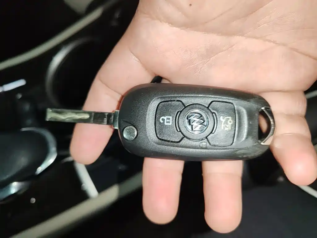 Buick Verano — миниатюра 9