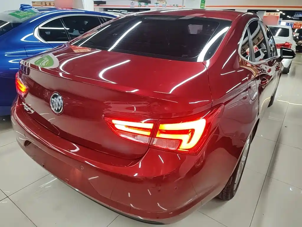 Buick Verano — миниатюра 7
