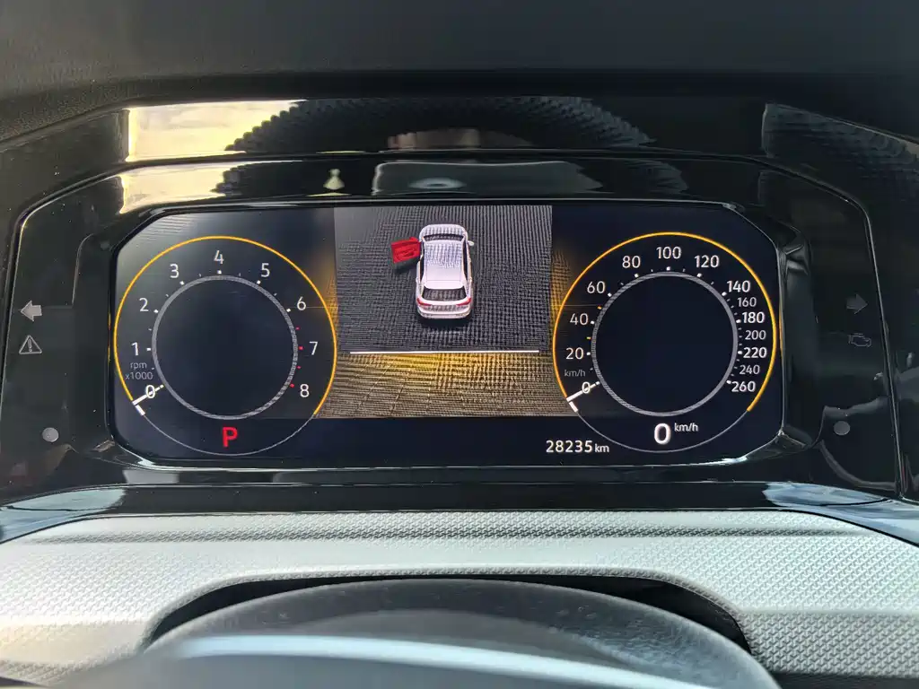 Volkswagen Golf — миниатюра 23