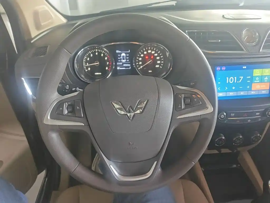 Wuling Hongguang — миниатюра 11