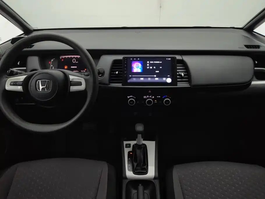 Honda Fit — миниатюра 11