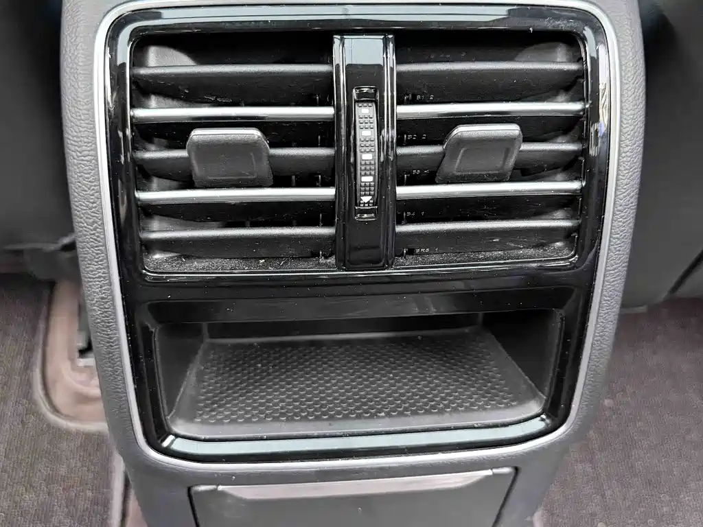 Volkswagen Magotan — миниатюра 8