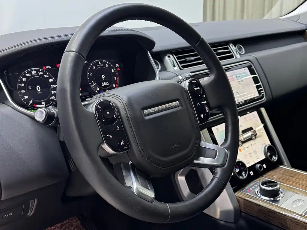 Land Rover Range Rover — миниатюра 13