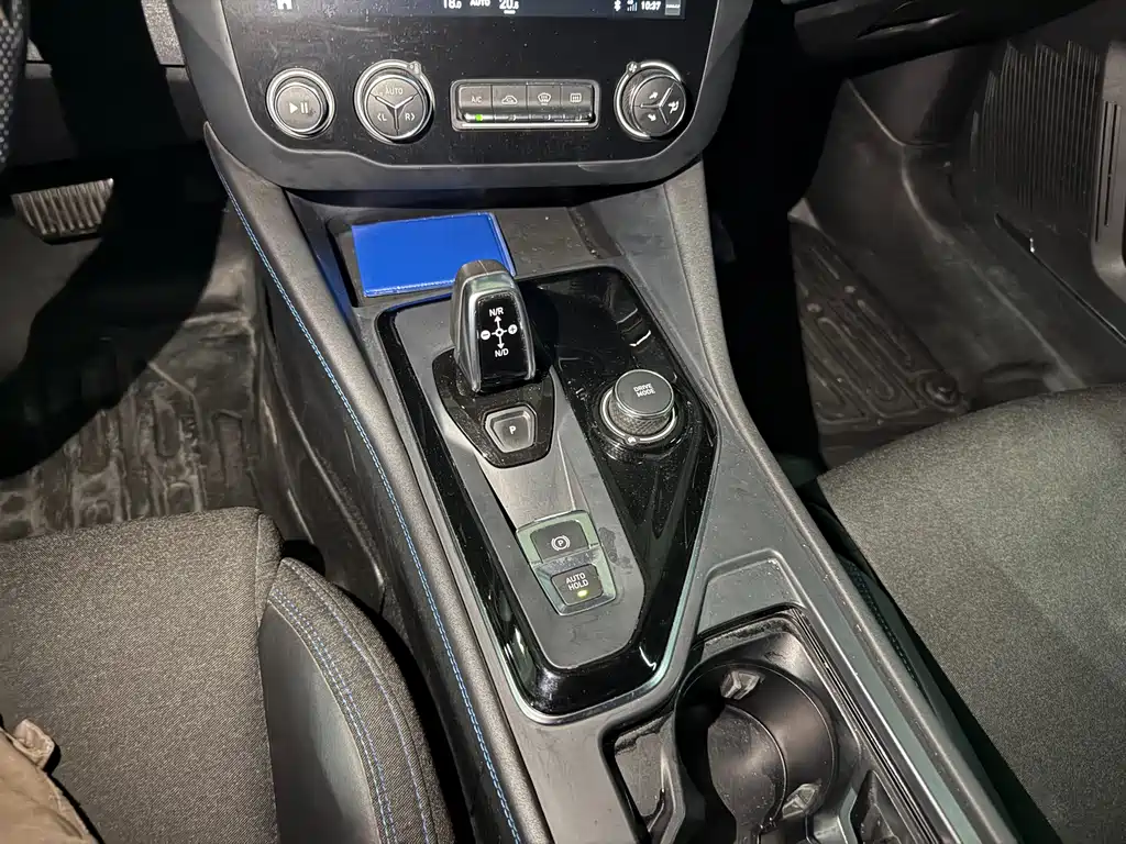 Lynk & Co 03 2021 1.5T PHEV