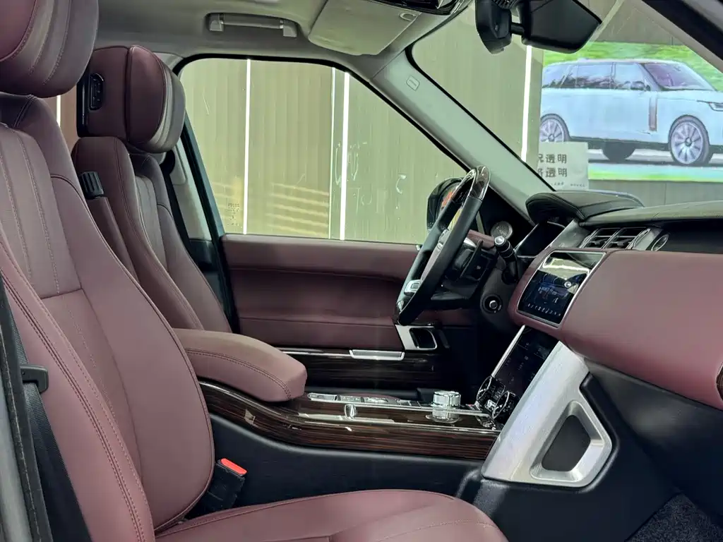 Land Rover Range Rover — миниатюра 10