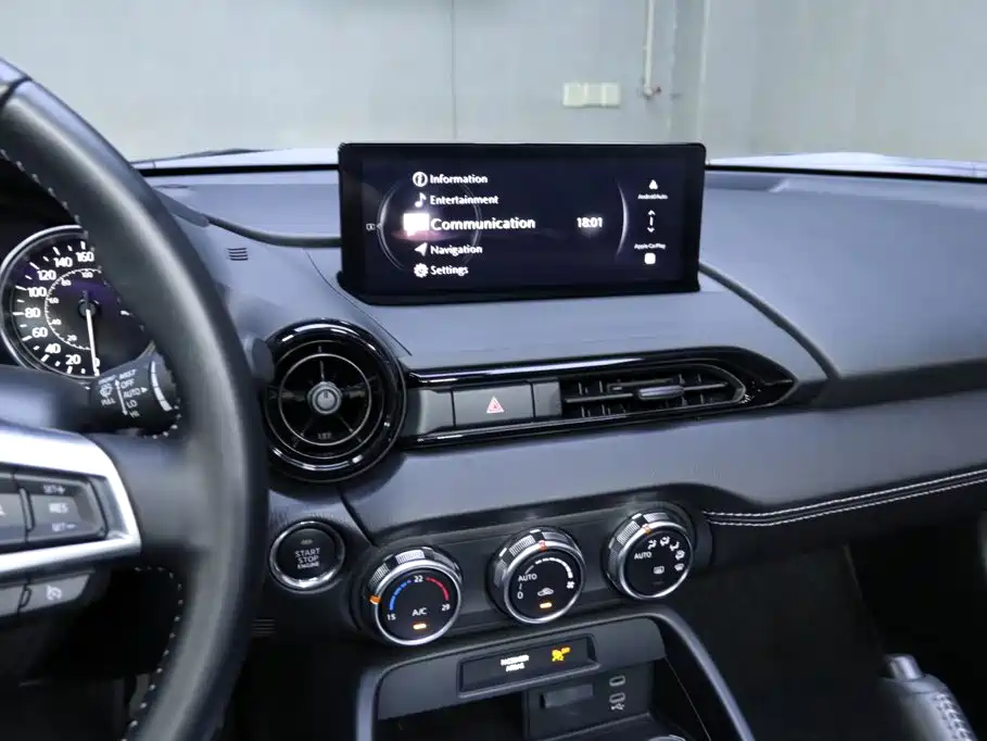 Mazda MX-5 — миниатюра 8