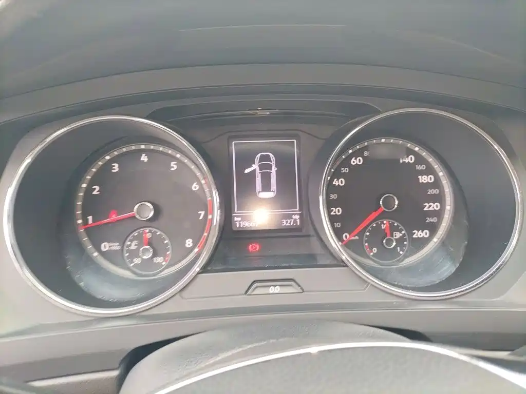 Volkswagen Tiguan L — миниатюра 4
