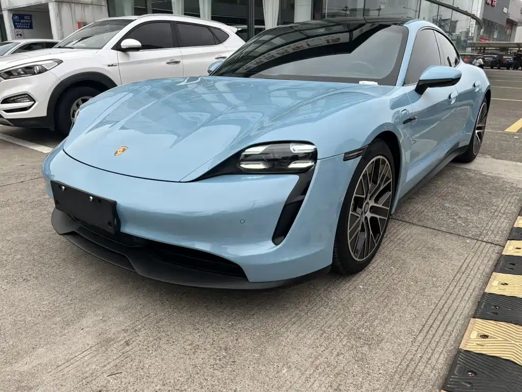 Porsche Taycan 2020