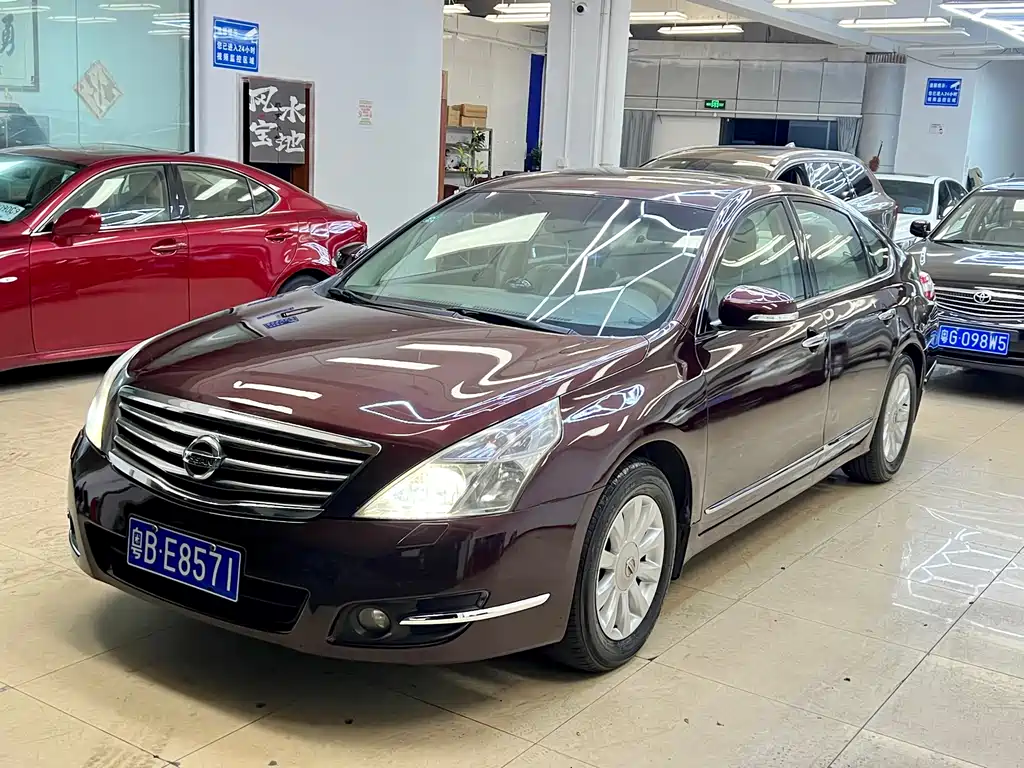 Nissan Teana 2010
