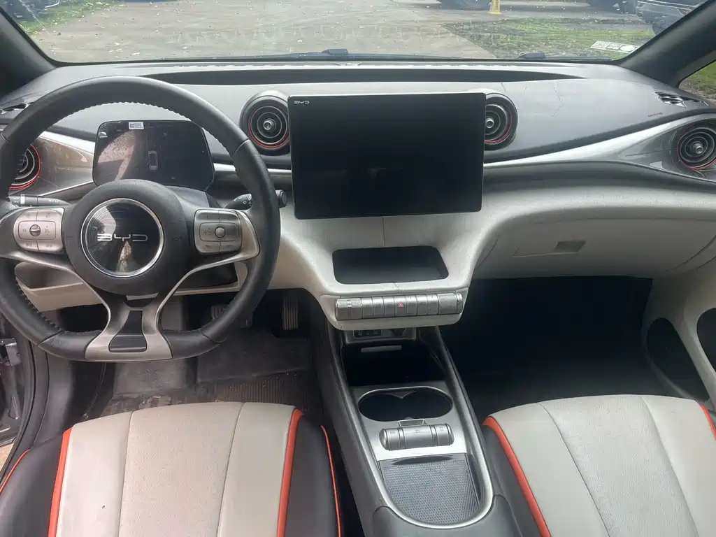 BYD Dolphin — миниатюра 8