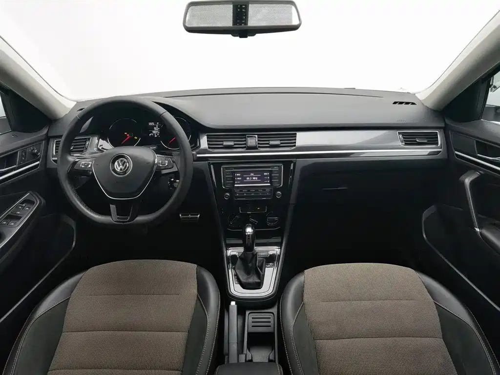 Volkswagen C-Trek 2018 1.5L AT Comfort
