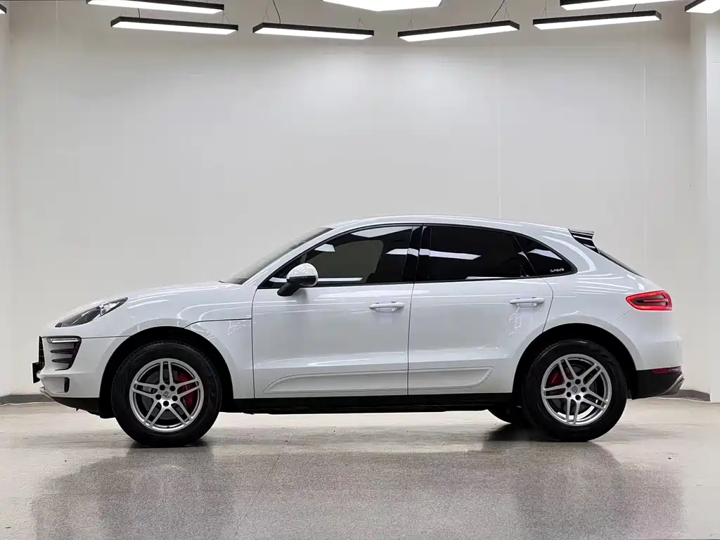 Porsche Macan — миниатюра 30