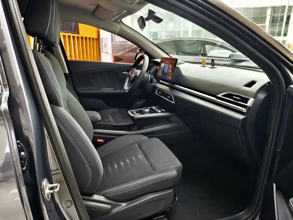BYD e2 — миниатюра 5