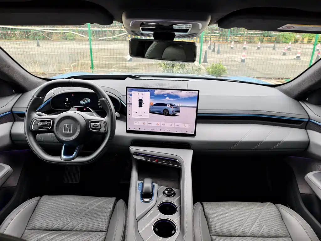 ZEEKR EXTREME KRYPTON 001