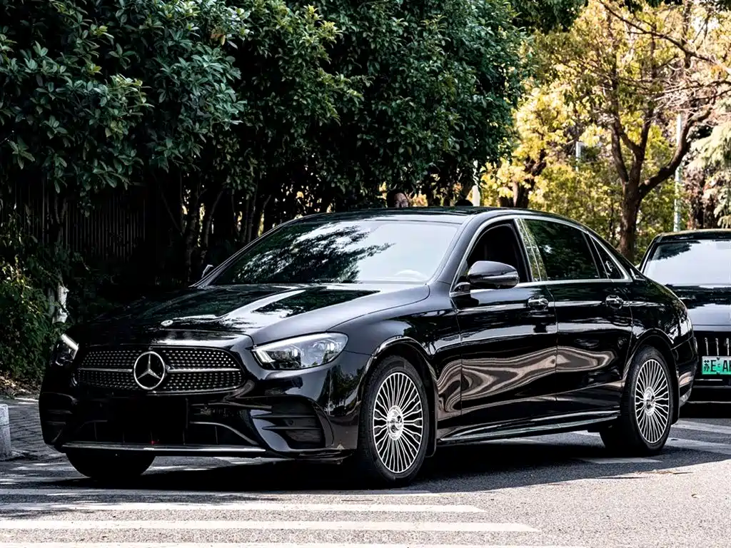 Mercedes-Benz E-Class 2021