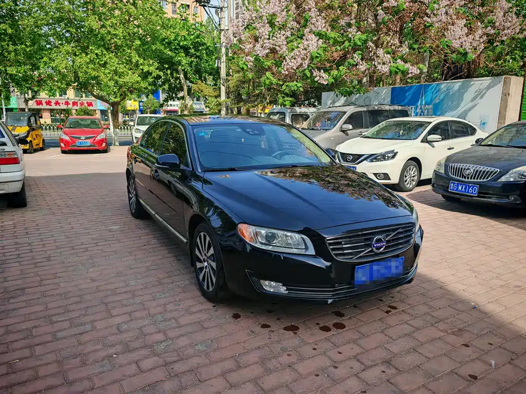 Volvo S80L — миниатюра 3