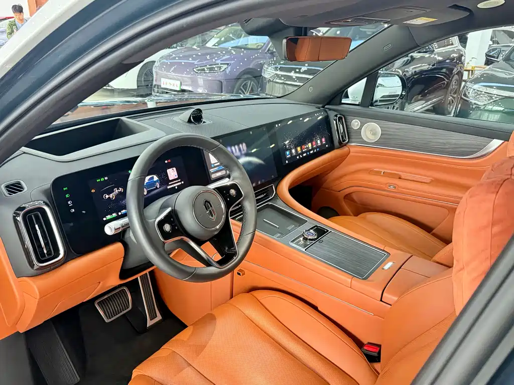 AITO ASK THE WORLD M9