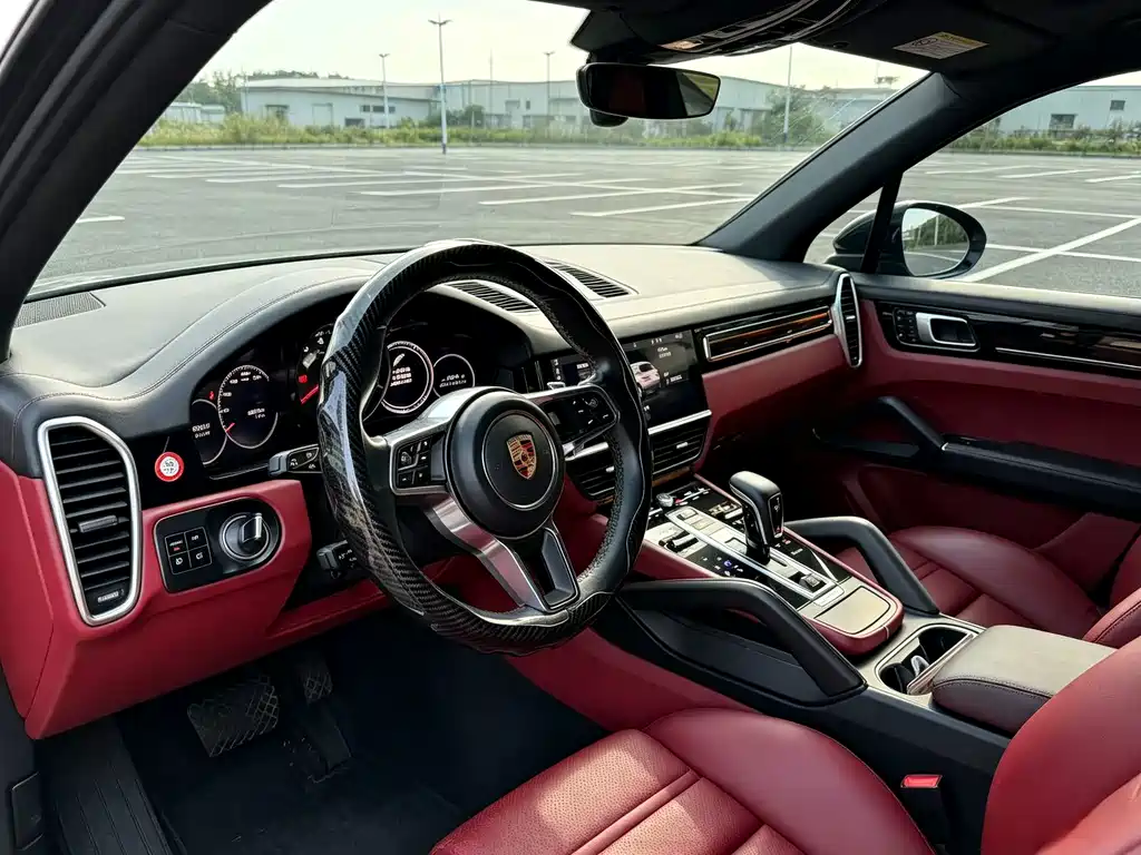 Porsche Cayenne — миниатюра 4