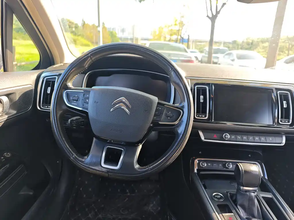 Citroen C6 — миниатюра 15